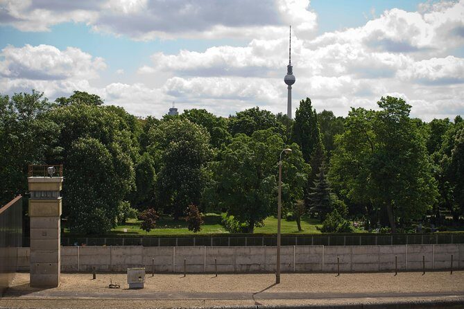 Cold War, Berlin Wall, Spies and the East Side Gallery - The Itinerary: What Youll Actually Experience