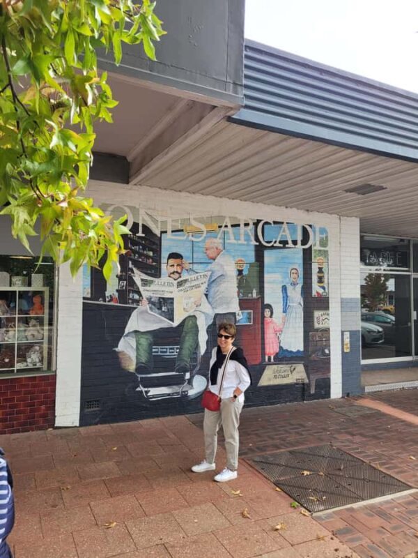 Collie: Mural Town Tour - An In-Depth Look at the Collie Mural Town Tour
