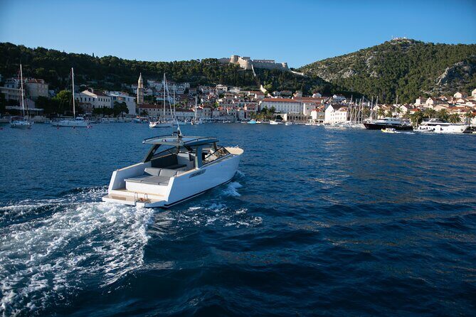 Colnago 45 - Luxury Private Speedboat Tours - Key Points