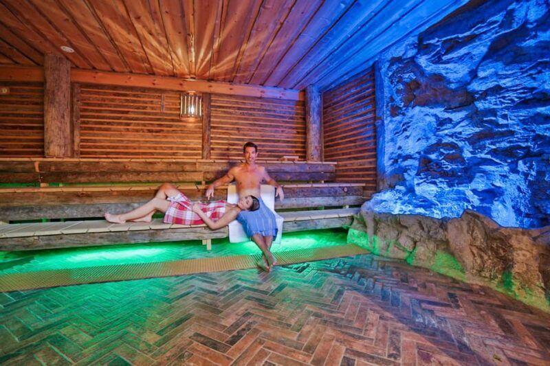 Cologne: 1-day ticket for the Aqualand adventure pool including sauna world - What You Can Expect During Your Visit