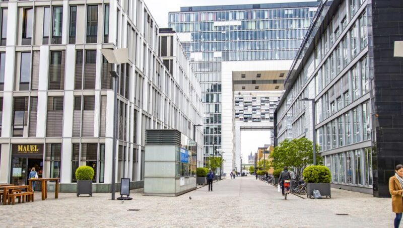 Cologne: Capture the most Photogenic Spots with a Local - FAQ