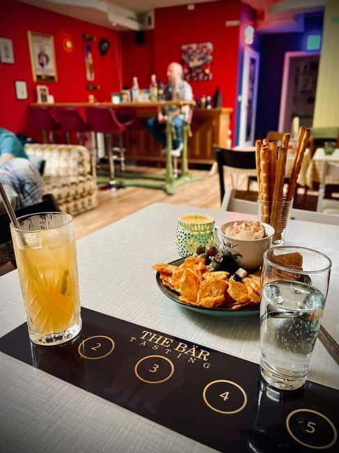 Cologne: Gin Tasting at The Bär with Welcome Cocktail - Practical Details and Considerations