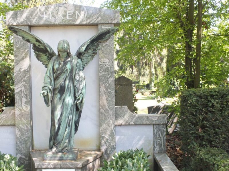 Cologne: Melaten Cemetery Life, Love and Death Tour - FAQ