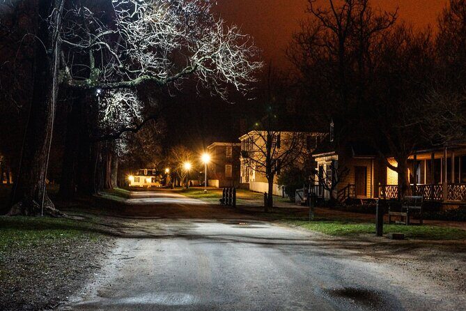 Colonial Williamsburg Dead of Night Ghost Hunt with Equipment - The Bottom Line