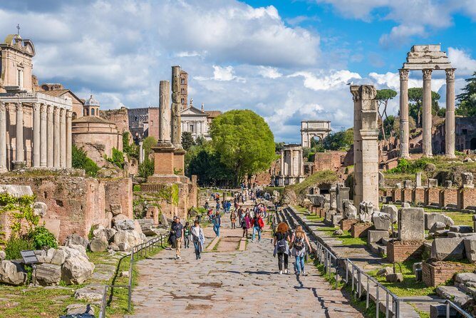 Colosseum and Roman Forum Guided Tour - The Tour Experience in Detail