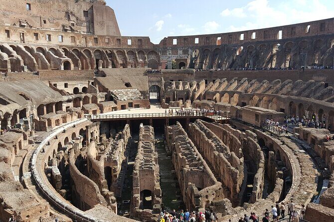 Colosseum Guided Tour with Palatine Hill and Roman Forum entrance - Discovering the Essentials of the Tour