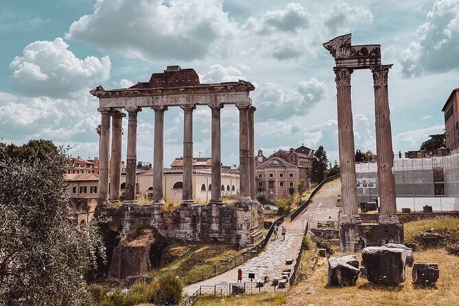 Colosseum Guided Tour with Roman Forum & Palatine Hill - A Deep Dive into the Experience