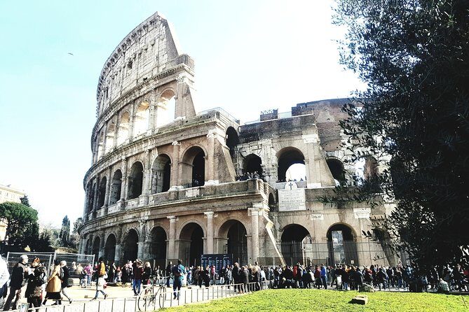 Colosseum guided tour with visit to the arena - FAQs