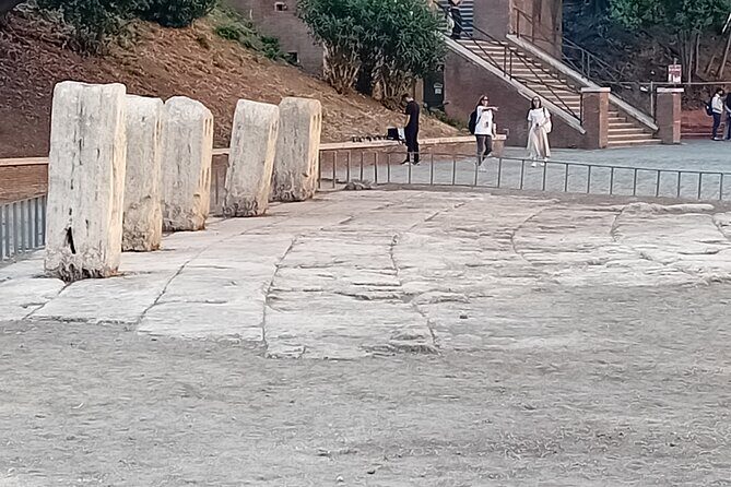 Colosseum, Roman Forum and Trajan's column - FAQs