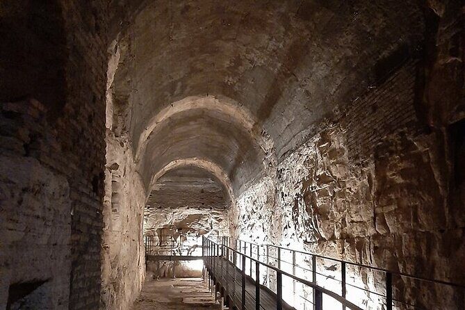 Colosseum Underground Night Tour - VIP experience - Wrapping It Up