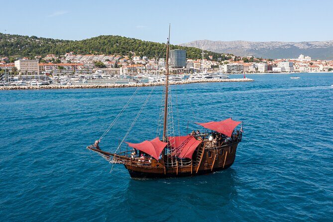 Columbo's Pirate Ship "Santa Maria" - Split Panoramic & Sunset Tour - FAQs