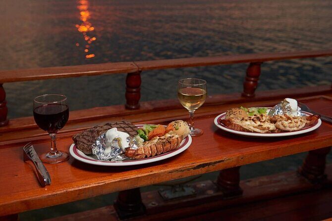 Columbus boat for couples - The Experience: What You Can Expect