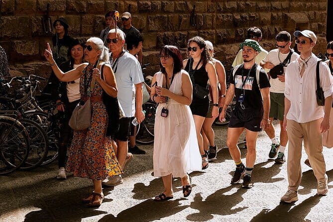 Combo Florence: Walking Tour with the the Accademia Gallery Tour - The Downsides to Keep in Mind