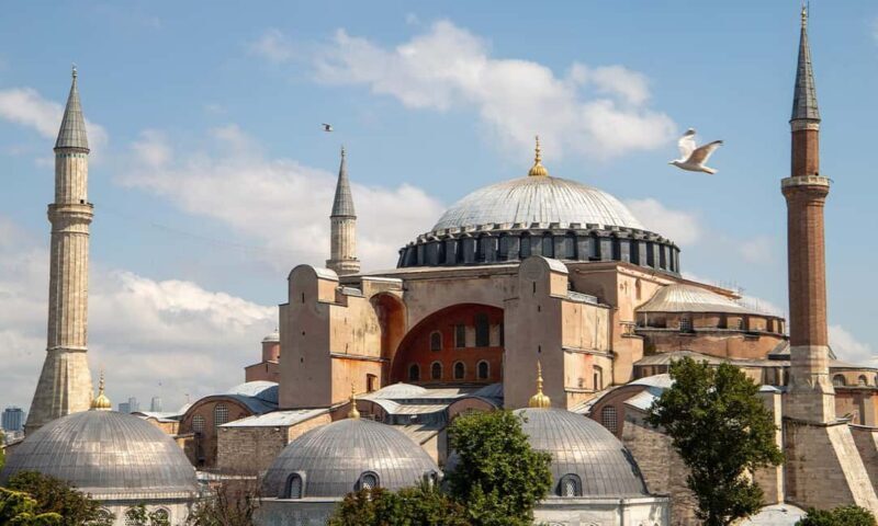 Combo: Hagia Sophia+Basilica Cistern Optional Topkapi Palace - A Closer Look at the Landmarks