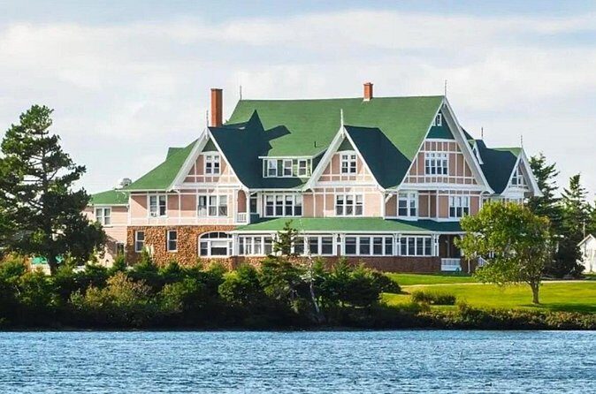 Combo North And South Shore Scenic Tour of PEI - FAQ