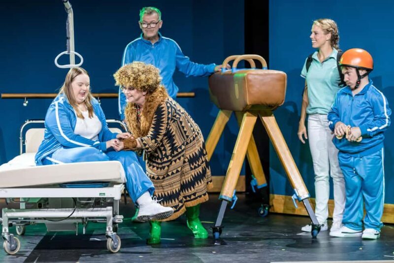 Comedy Dresden: Ticket for the Inclusion Comedy "Die Goldfische" - An Introduction to the "Die Goldfische" Comedy