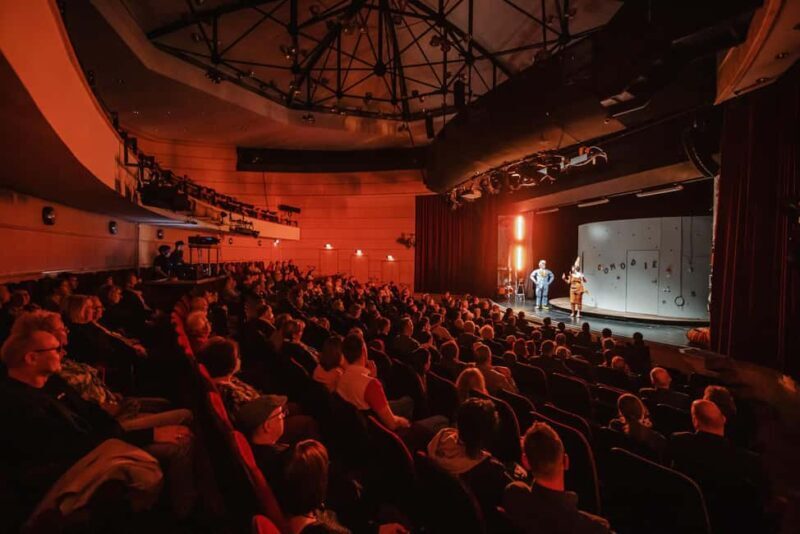 Comedy Dresden: Ticket for the play "Rain Man" - Key Points