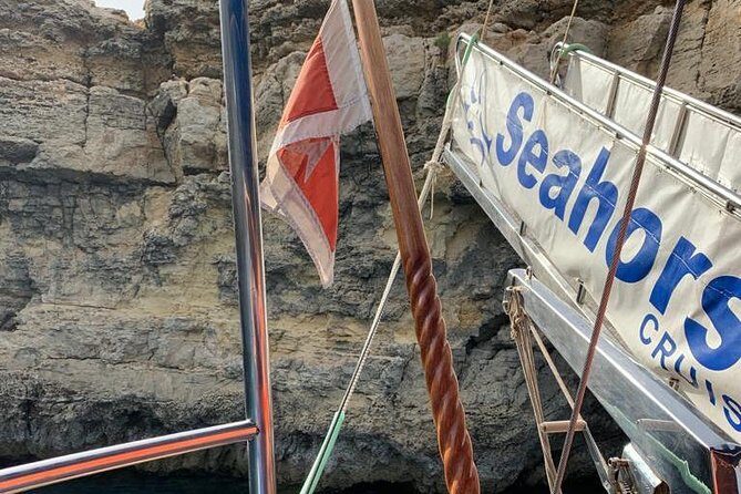 Comino, Blue Lagoon and Caves. Tour A - Facilities and Extras