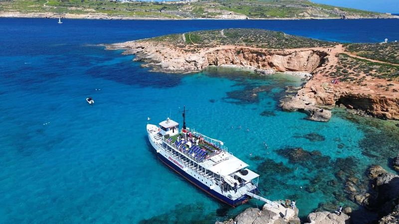 Comino: Blue Lagoon & Caves Boat Cruise - Gozo by boat: scenic views without a long stop on land
