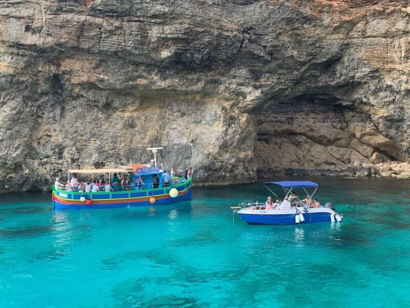 Comino: private charter to Crystal & Blue lagoon & Caves - Key Points