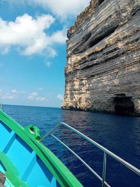 Comino: private charter to Crystal & Blue lagoon & Caves - What Is This Tour All About?