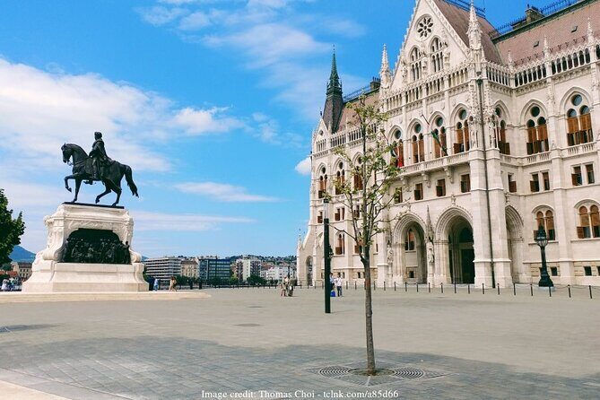 Communism in Budapest: Private Tour with House of Terror Museum - An In-Depth Look at the Tour Itinerary