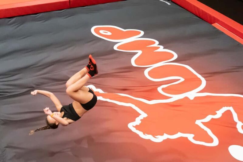 Como: Free jumps in the family trampoline park with flexible entry - Final Thoughts: Who Should Consider This Experience?