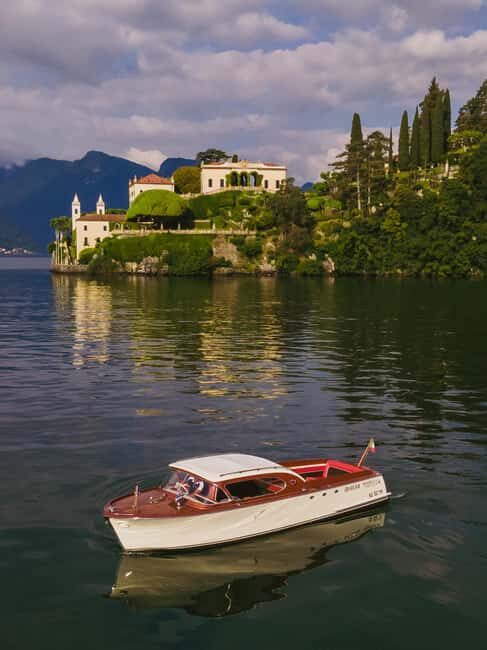 Como: Wooden Boat Shared 1-Hour Tour - What the Reviews Say