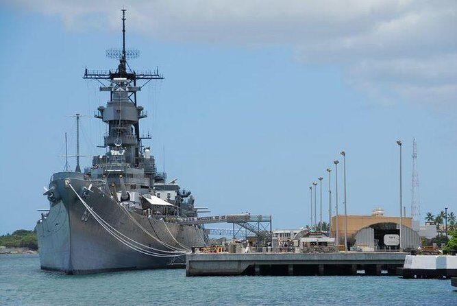 Complete Pearl Harbor Experience Tour Departing from Waikiki Area - Experience the Complete Pearl Harbor Tour from Waikiki: Is It Worth It?