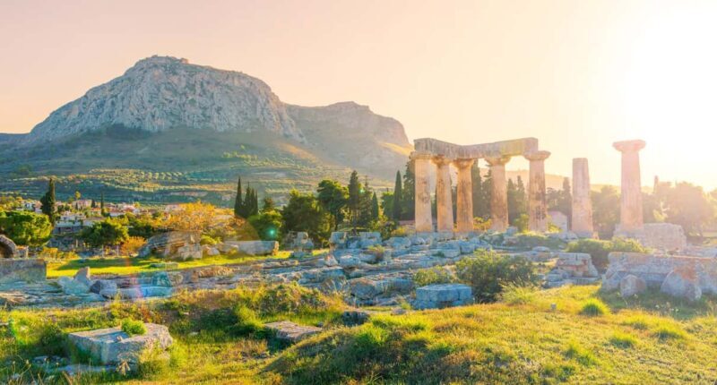 Complete Peloponnese  Delphi Meteora(4 days-3 nights) - An In-Depth Look at the Itinerary