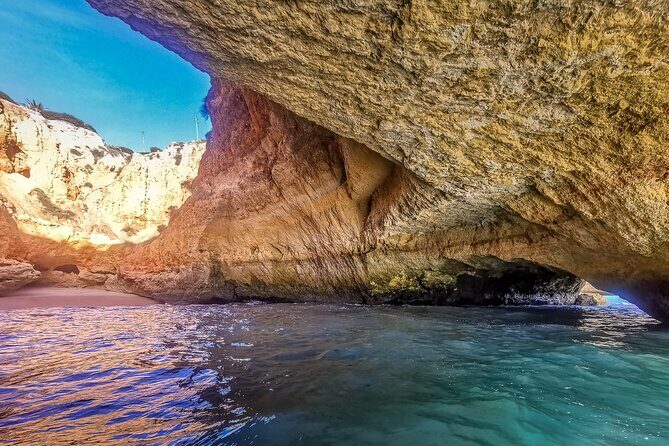 Comporta to Algarve Private Tour with Boat Trip to Benagil caves - FAQ