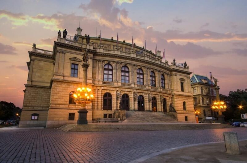 Concert in the Rudolfinum - MOZART, VIVALDI, SMETANA - An In-Depth Look at the Experience