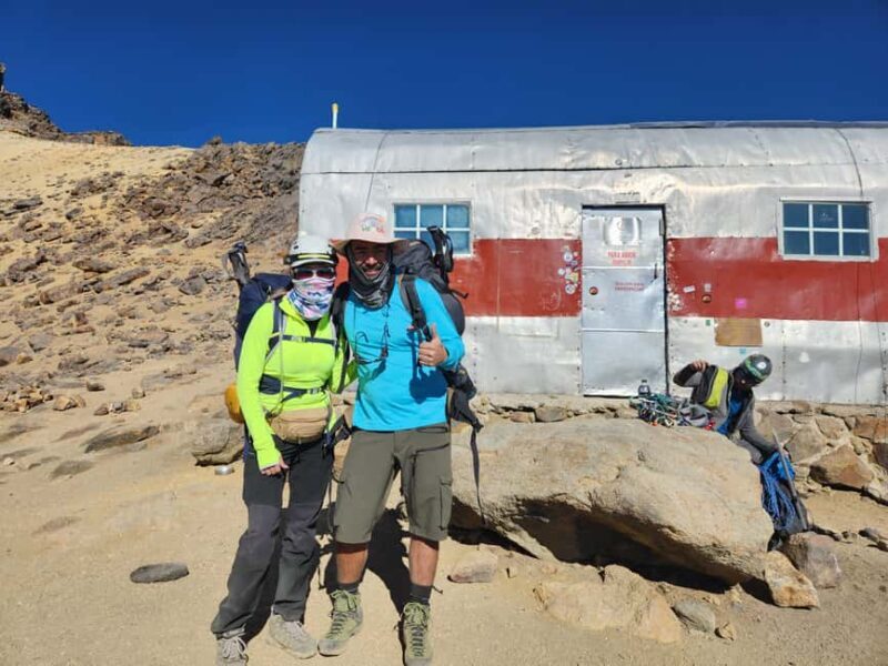 Conquer the summit of the Iztaccihuatl volcano - Key Points