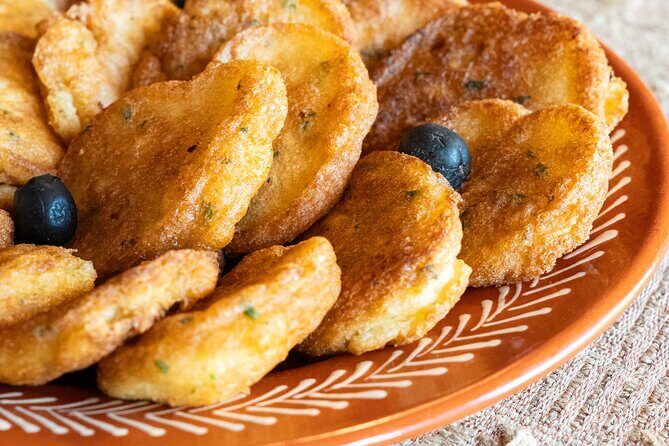 Cook Cod Fish as a Local in Traditional Place - Who Should Consider This Experience?