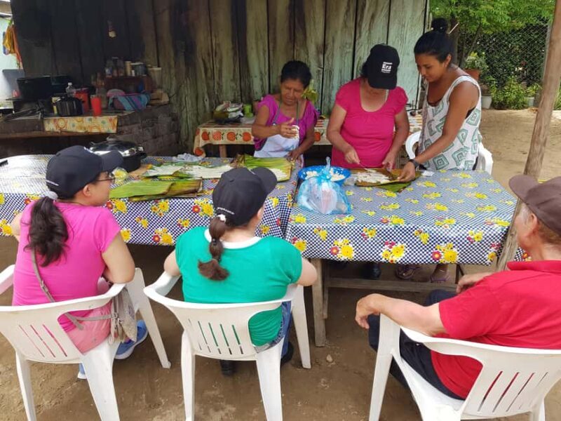 Cooking classes in Puerto Escondido (Learn how to cook Mole de Oaxaca). - Exploring Cooking Classes in Puerto Escondido: Learning to Make Mole de Oaxaca