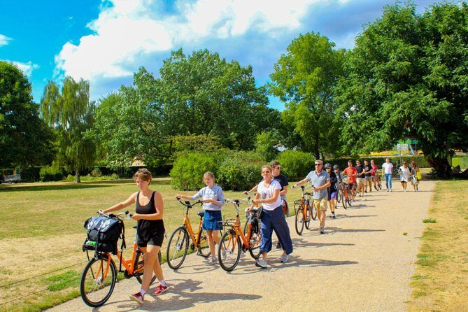 Copenhagen 3-hour City Highlights Bike Tour - FAQ