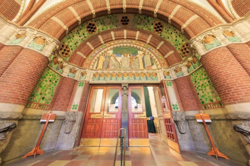 Copenhagen: Canal Boat Cruise & Old Town/Nyhavn Walking Tour - Practical Tips