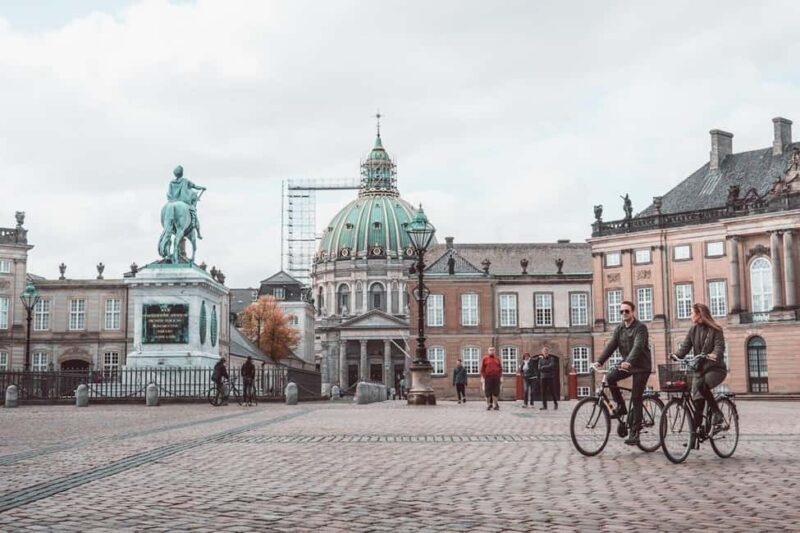 Copenhagen & Christiania : Guided Bike Tour in French - Why Choose this Bike Tour?