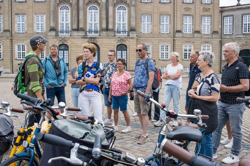 Copenhagen: Highlights 3 Hour Bike Tour with a Local Guide - Rådhuspladsen to Tivoli Gardens: getting your bearings fast