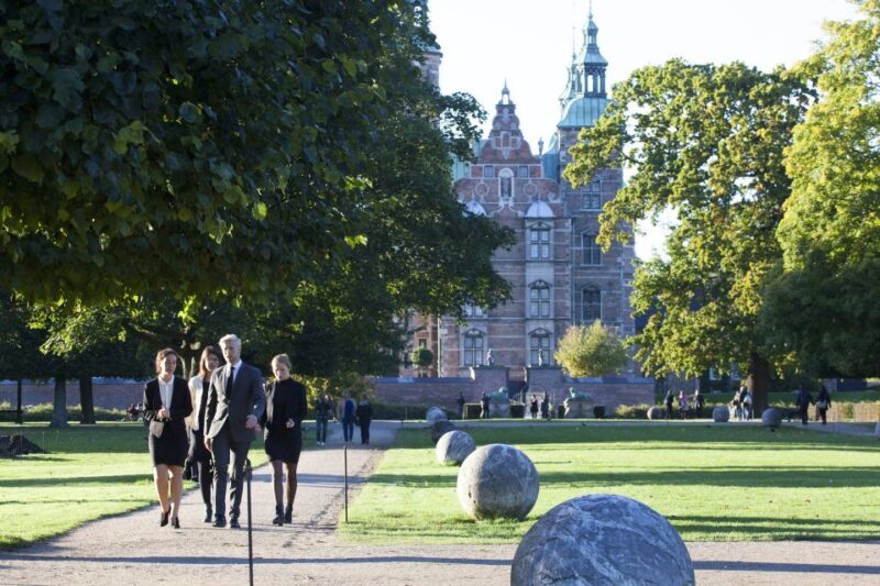 Copenhagen: Private Guided Walking Tour of Rosenborg Castle - Who Is This Tour Best For?