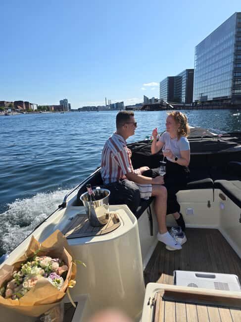 Copenhagen: Private Winter Hygge Canal Boat Tour - Key Points