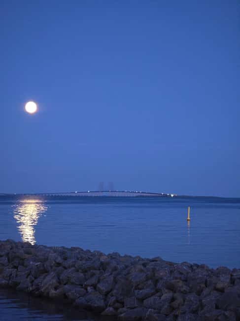 Copenhagen: Private Winter Hygge Canal Boat Tour - What to Expect from the Copenhagen Winter Hygge Canal Boat Tour