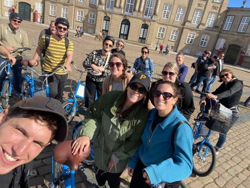 Copenhagen: Short City Highlights Bike Tour - Key Points