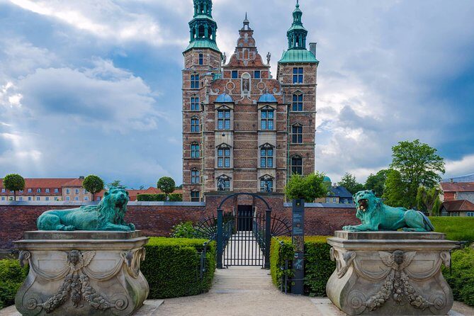 Copenhagen Walking Tour: Highlights and Hygge w/Lunch - Who Is This Tour Best For?