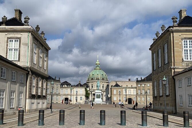 Copenhagen's Royal History: A Self-Guided Walking Tour - Key Points