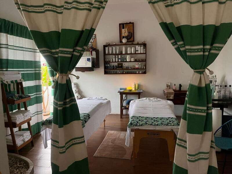 Coral Massage: Relaxing or Relieving to Choose - Is It Worth the Price?