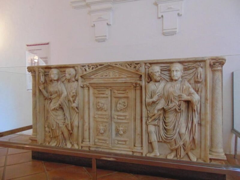 Cordoba: Alcazar of Christian Monarchs 1Hour Guided Tour - Practical Details and Tips