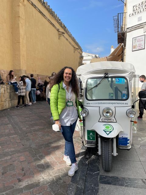 Córdoba: Guided City Tour by Tuk-Tuk - The stops and what they reveal about Córdoba