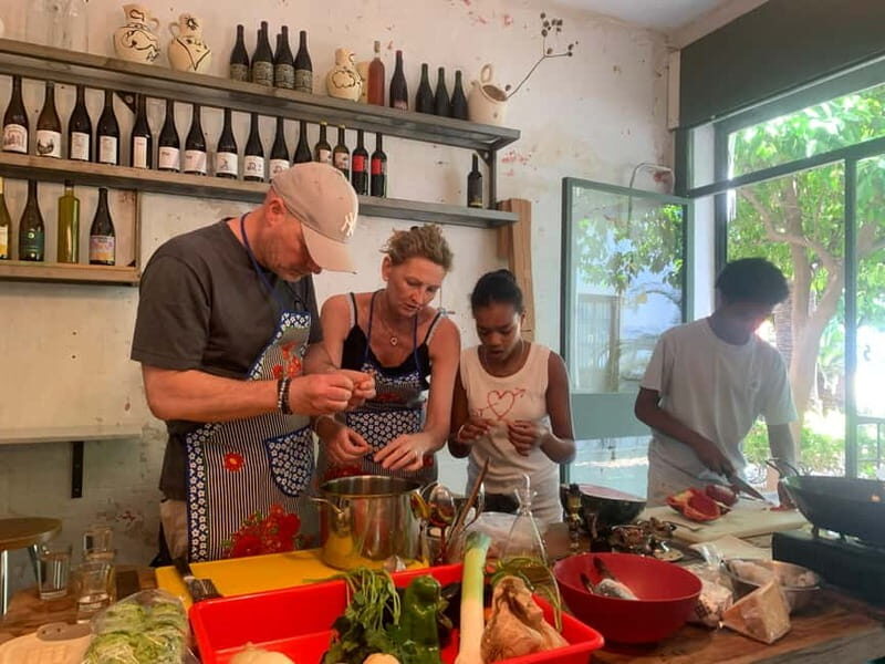 Cordoba: Market Tour and Cooking Class with Natural Wines - FAQ