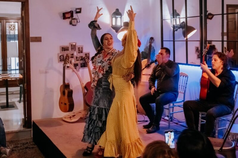 Córdoba: Tablao Flamenco at Doble de Cepa with Optional Meal - Córdoba: Tablao Flamenco at Doble de Cepa with Optional Meal – A Deep Dive